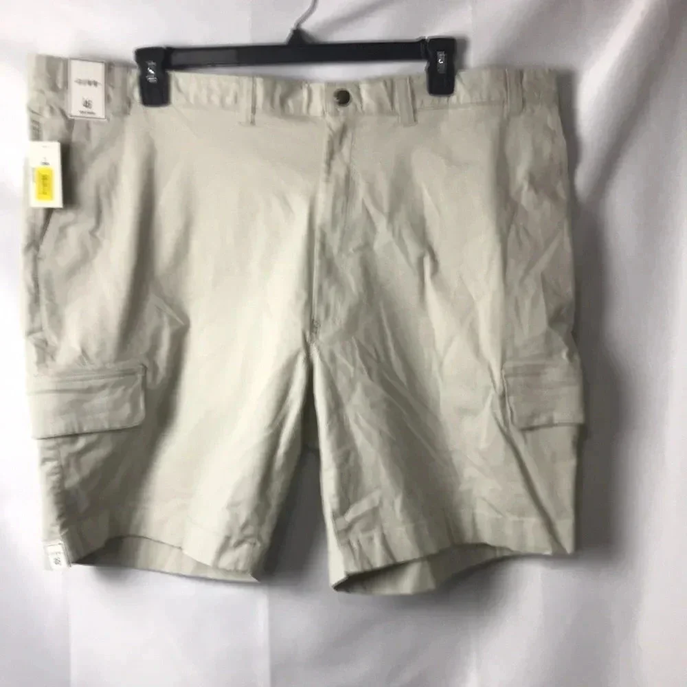 NWT ROWM MEN SZ 46 KHACKI CARGO SHORTS 9”‎ INSEAM